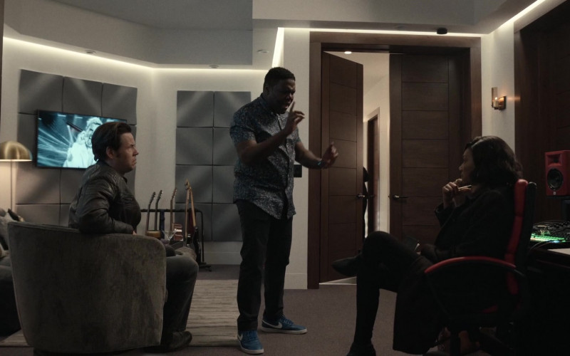 Nike Blue Sneakers Worn by Sam Richardson as Aniq in The Afterparty S01E02 Brett (1)