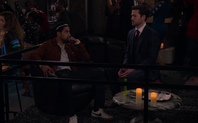 Nike Men's Sneakers of Suraj Sharma as Sid in How I Met Your Father S01E02 FOMO (3)