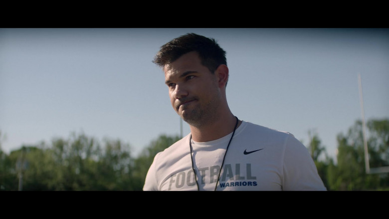 Nike T-Shirts of Taylor Lautner in Home Team (1)