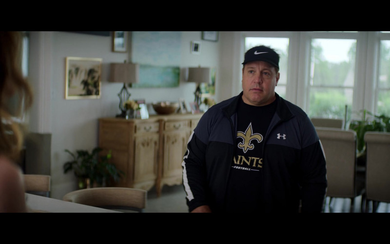 Nike Visor Cap and Under Armour Jacket of Kevin James as Sean Payton in Home Team (1)