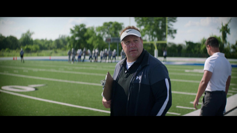 Nike Visor Cap and Under Armour Jacket of Kevin James as Sean Payton in Home Team (2)