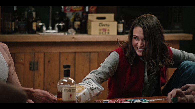 Pendleton Whisky and Deep River Snacks in Yellowstone S04E10 Grass on the Streets and Weeds on the Rooftops (2022)