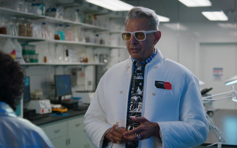 Prada Men’s White Coat Jacket of Jeff Goldblum as Tunnel Quinn in Search Party S05E05 TV Show (2)