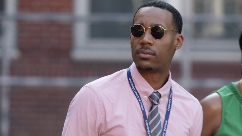Ray-Ban Round Metal Gold Sunglasses of Tyler James Williams as Gregory Eddie in Abbott Elementary S01E02 Light Bulb (2022)