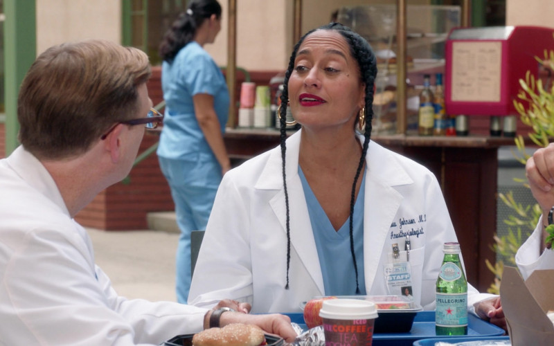 S.Pellegrino Sparkling Natural Mineral Water of Tracee Ellis Ross as Rainbow Johnson in Black-ish S08E03 Bow-Mo (2)