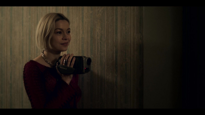 Sony Video Camera Held by Julia Chan as Anabelle in Archive 81 S01E04 Spirit Receivers (2)