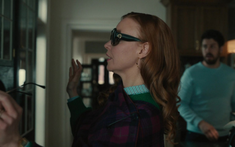 Tory Burch Sunglasses of Lauren Ambrose as Dorothy Turner in Servant S03E01 Donkey (2022)