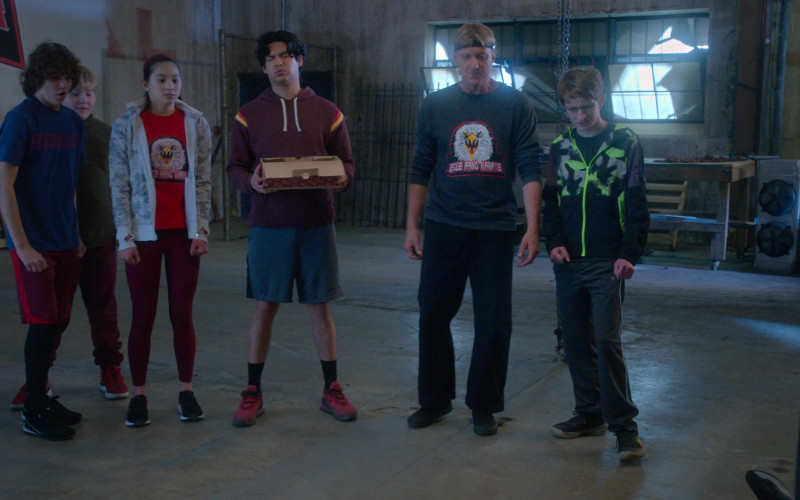 Vans Box Held by Xolo Maridueña as Miguel Diaz in Cobra Kai S04E07 Minefields (2021)