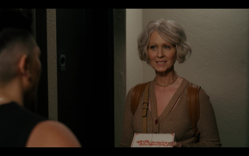 Veniero's Pasticceria & Caffe Bakery Box Held by Cynthia Nixon as Miranda Hobbs in And Just Like That… S01E09 (1)
