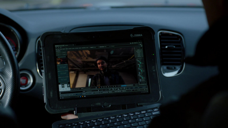 Zebra Tablet in Chicago P.D. S09E12 To Protect (2022)