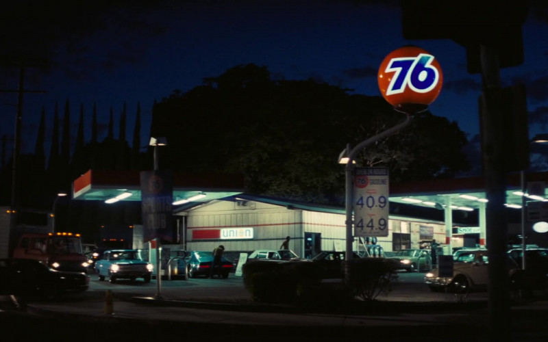 76 Gas Station in Licorice Pizza (2021)