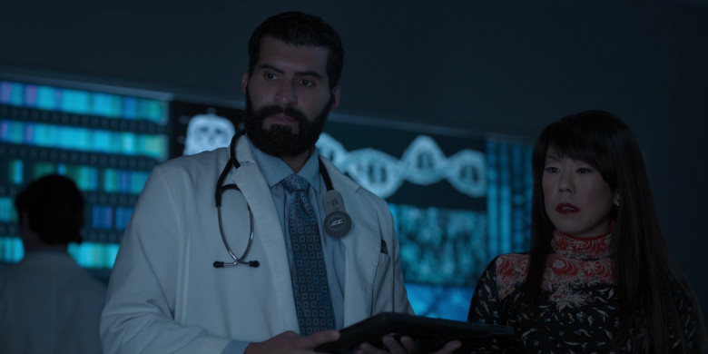 ADC Stethoscope in Raising Dion S02E07 ISSUE #207 World Without Mom (2022)