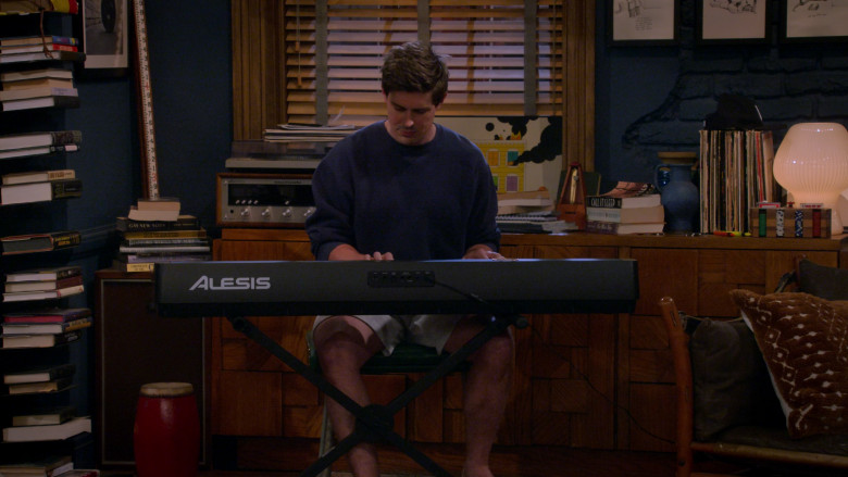 Alesis Digital Pianos in How I Met Your Father S01E07 Rivka Rebel