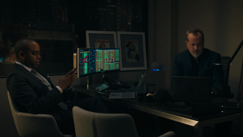 Apple MacBook Laptop of David Costabile as Mike ‘Wags’ Wagner in Billions S06E03 STD 2022 (5)