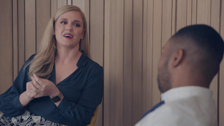 Apple Watch of Harriet Dyer as Sadie in American Auto S01E07 Recall (2022)
