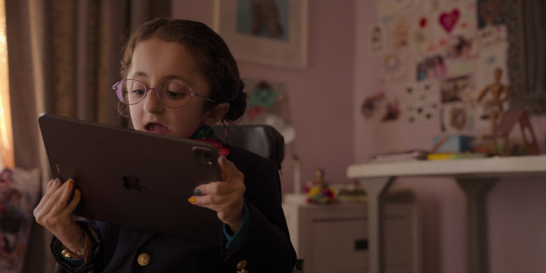Apple iPad Tablet of Sammi Haney as Esperanza in Raising Dion S02E01 ISSUE #201 A Hero Returns (2022)