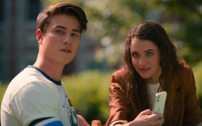 Apple iPhone Smartphone Used by Carson Rowland as Tyler ‘Ty' Townsend and Harlan Drum as CeCe Matney in Sweet Magnolias S02E06 TV Show 2022 (2)