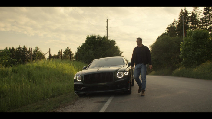 Bentley Flying Spur Green Car In Reacher S01E05 