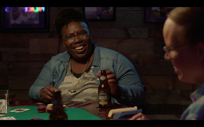 Boulevard Unfiltered Wheat Beer in Somebody Somewhere S01E07 Mrs. Diddles (3)