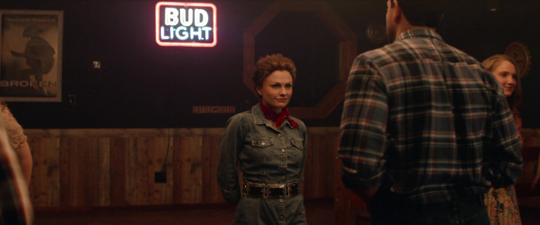 Bud Light Beer Neon Signs in American Underdog (2)