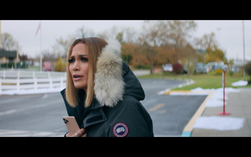 Canada Goose Parka Jacket of Jennifer Lopez as Kat Valdez in Marry Me 2022 Movie (3)