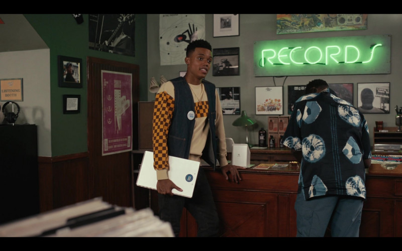 Clover POS System in Bel-Air S01E04 Canvass (2022)