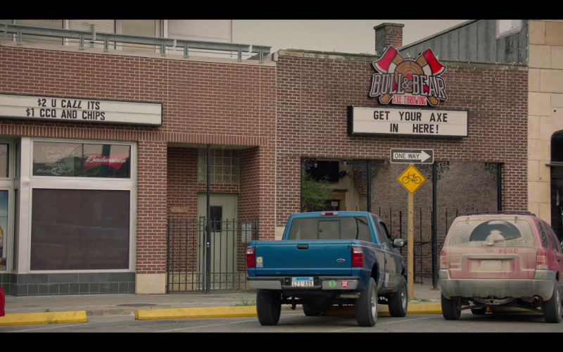 Corona Extra, Bud Light and Budweiser Beer Signs in Somebody Somewhere S01E04 Feast Of St. Francis (2022)