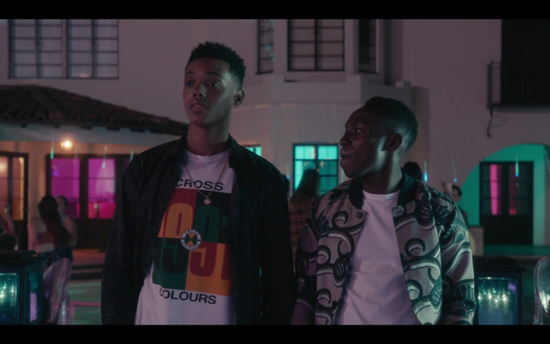 Cross Colours T-Shirt of Jabari Banks as Will Smith in Bel-Air S01E01 "Dreams and Nightmares" (2022)