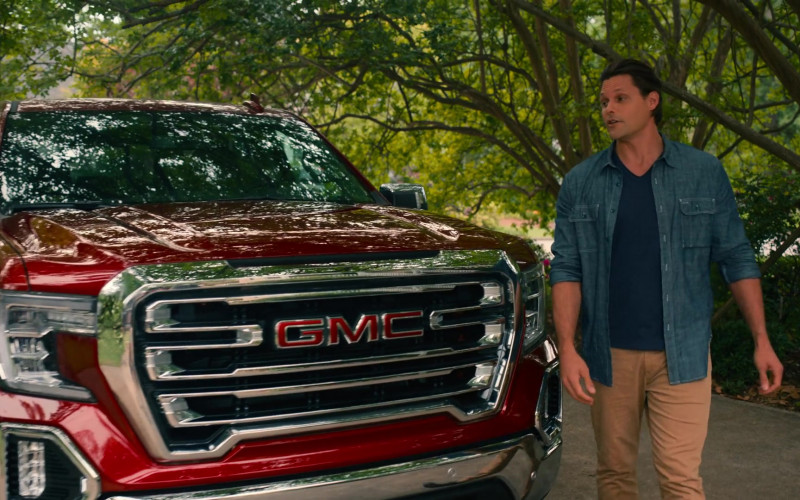 GMC Sierra Red Pickup Truck in Sweet Magnolias S02E05 Great Expectations (1)