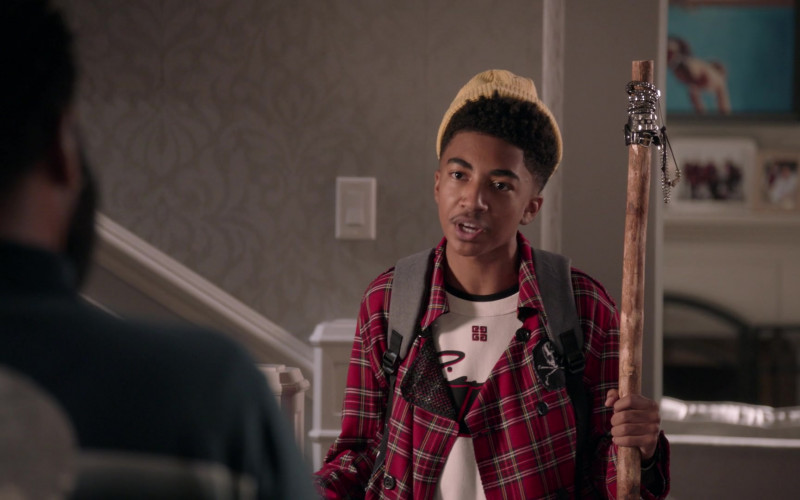 Givenchy Sweatshirt of Miles Brown as Jack Johnson in Black-ish S08E05 Ashy to Classy (2022)