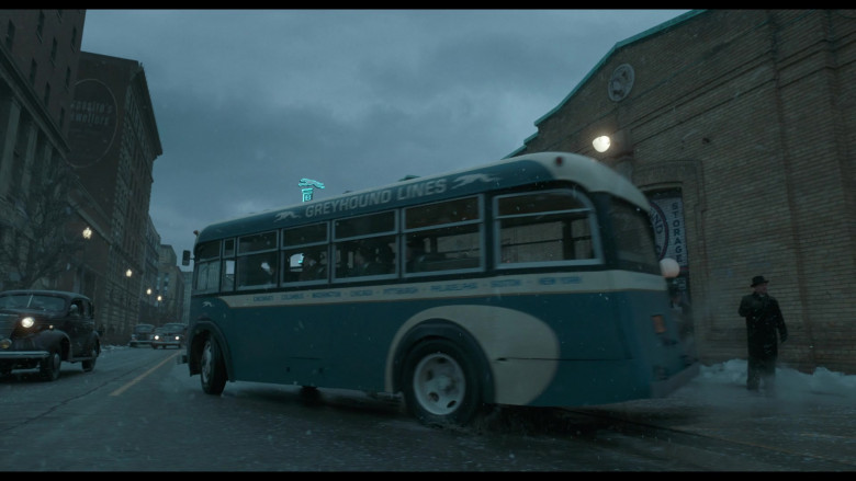 Greyhound Lines Bus in Nightmare Alley (2021)