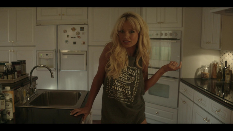 Jack Daniel’s Old No.7 Tennessee Whiskey Tank Tee of Lily James as Pamela Anderson in Pam & Tommy S01E01 TV Show (1)