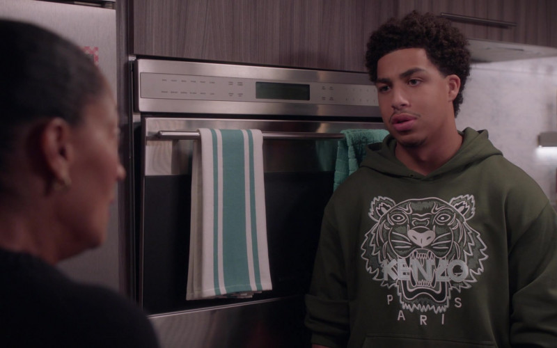 Kenzo Green Hoodie of Marcus Scribner as Andre Johnson, Jr. in Black-ish S08E06 (1)