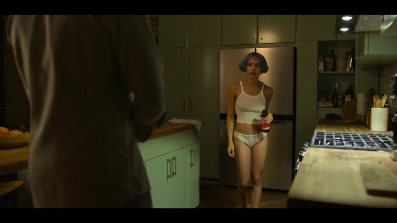 Kevita Master Brew Kombucha Raspberry Lemon Drink of Zoë Kravitz as Angela Childs in Kimi Movie (1)