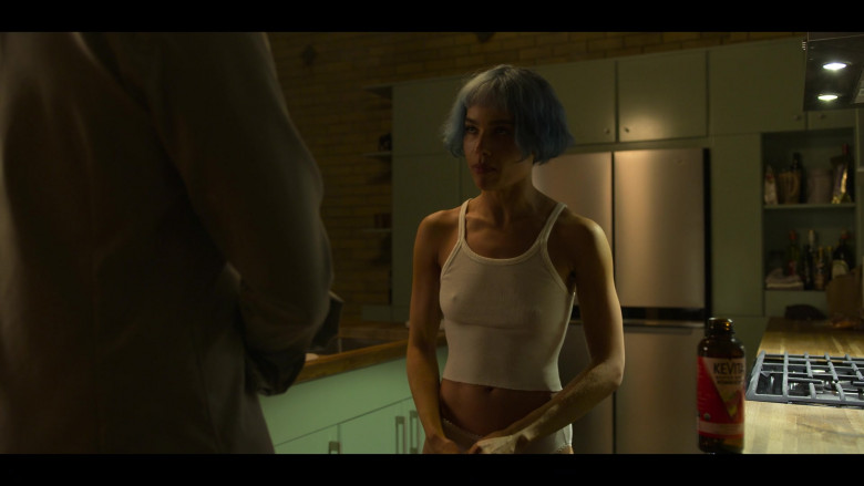 Kevita Master Brew Kombucha Raspberry Lemon Drink of Zoë Kravitz as Angela Childs in Kimi Movie (2)
