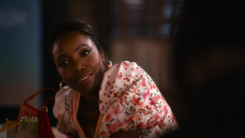 LaCroix Cúrate Sparkling Water Enjoyed by Heather Headley as Helen Decatur in Sweet Magnolias S02E08 (2)