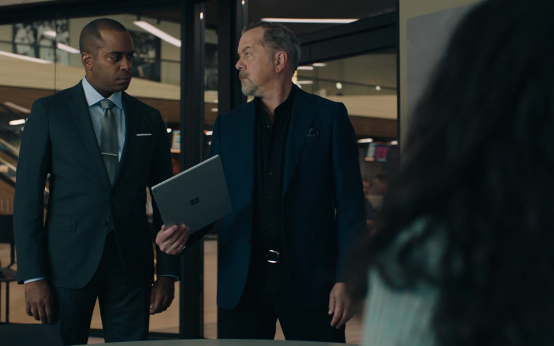Microsoft Surface Tablet Held by David Costabile as Mike ‘Wags' Wagner in Billions S06E03 STD (2022)