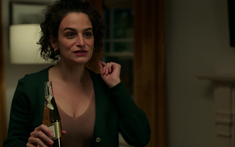Miller High Life Beer Enjoyed by Jenny Slate as Emma in I Want You Back (2022)