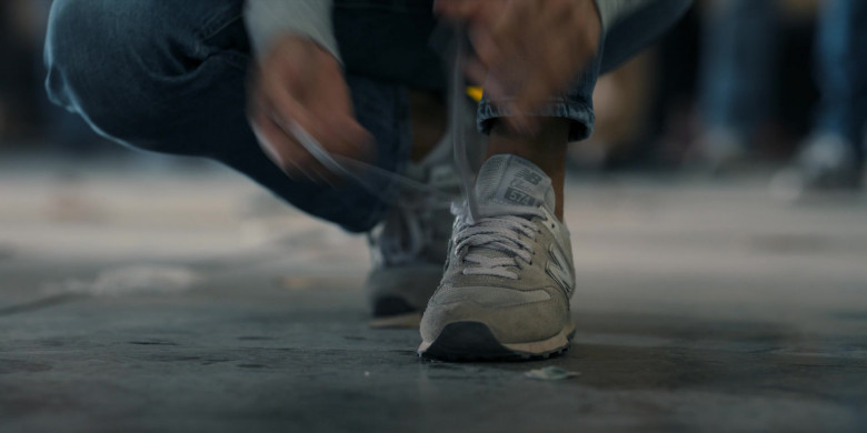 New Balance 574 Classic Sneakers in The Cleaning Lady S01E05 The Icebox (2022)