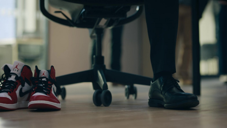 Nike Air Jordan 1 Sneakers in Billions S06E05 Rock of Eye (2)