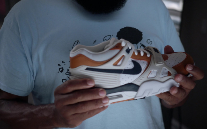 Nike Air Trainer 3 ‘Medicine Ball' Sneakers in Black-ish S08E07 Sneakers by the Dozen (1)