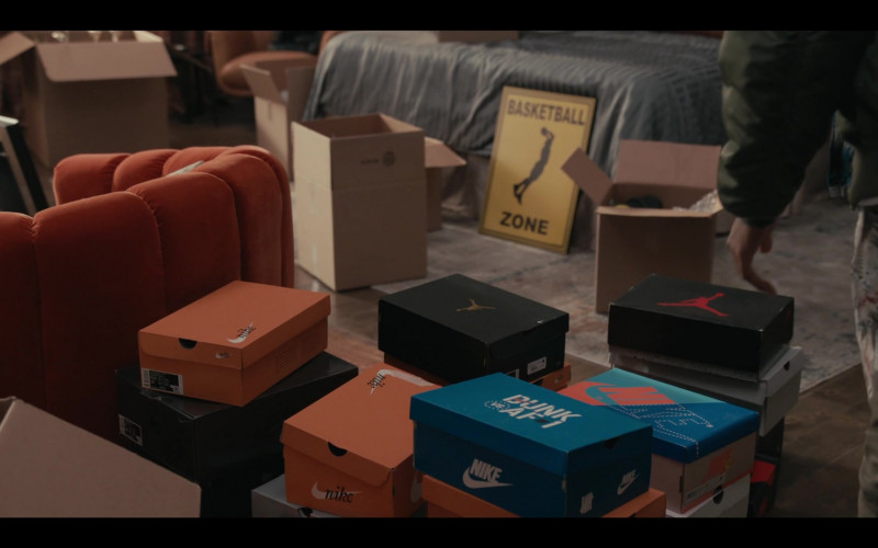 Nike Footwear Boxes in Bel-Air S01E03 Yamacraw (1)