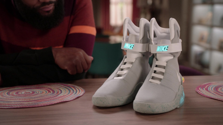 Nike Mag ‘Back to the Future’ Sneakers in Black-ish S08E07 Sneakers by the Dozen (3)