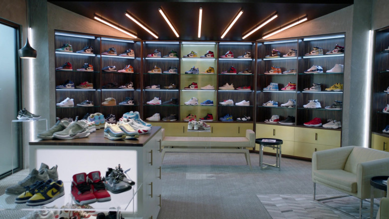 Nike Men's Shoe Collection of Reid Scott as Griffin in Black-ish S08E07 Sneakers by the Dozen (1)