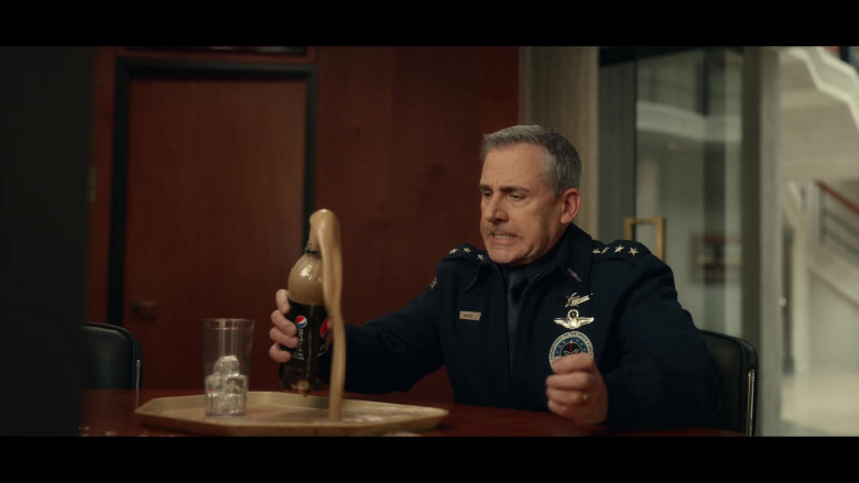 Pepsi Zero Sugar Soda Bottle of Steve Carell as General Mark R. Naird in Space Force S02E04 (2)