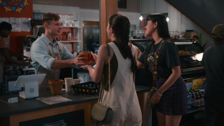 Square POS System in Sweet Magnolias S02E05 Great Expectations (2022)