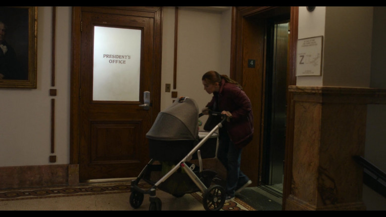 UPPABaby Stroller in Inventing Anna S01E08 Too Rich for Her Blood (2022)