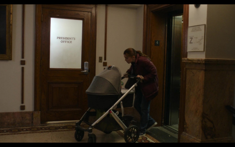 UPPABaby Stroller in Inventing Anna S01E08 Too Rich for Her Blood (2022)