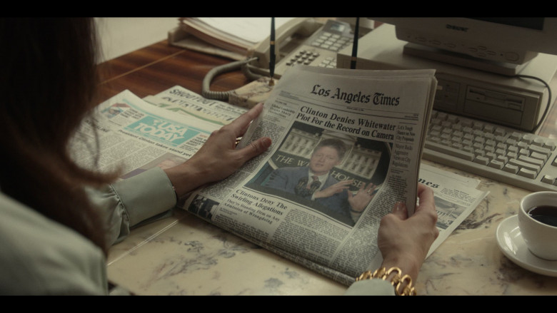 USA Today and Los Angeles Times Newspapers in Pam & Tommy S01E05 Uncle Jim and Aunt Susie in Duluth (2022)