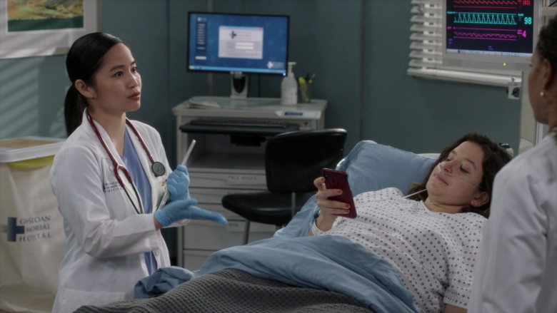 3M Littmann Stethoscope in Grey’s Anatomy S18E13 Put the Squeeze on Me (2022)